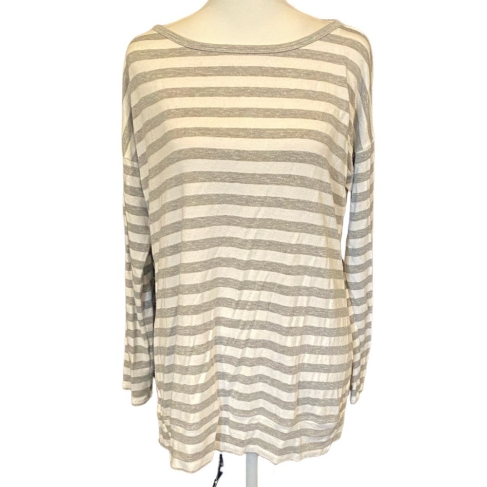 A Pea in the Pod Striped Gray & White Long Sleeve Top. Size M. Some Stretch